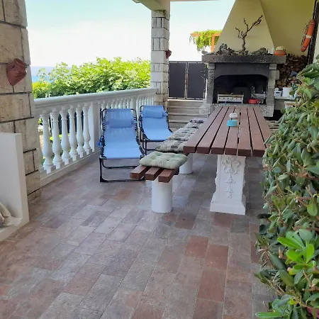 Apartmaji Pri Bosi Nogi Apartment