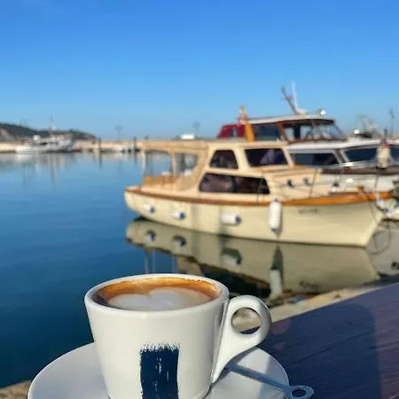 Apartmaji Pri Bosi Nogi * Izola