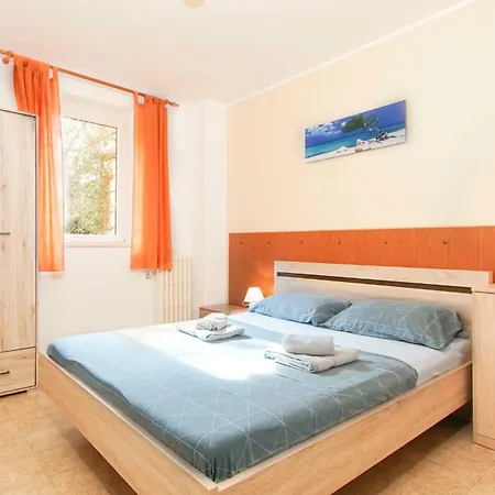 Apartmaji Pri Bosi Nogi Apartmán Izola
