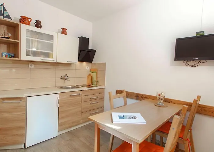 Apartmaji Pri Bosi Nogi *