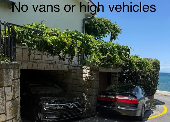 Apartmaji Pri Bosi Nogi דירה איזולה