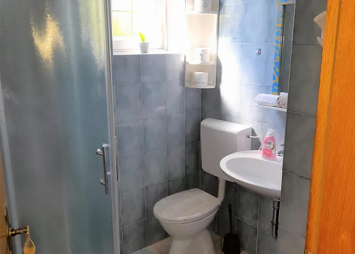 Apartmaji Pri Bosi Nogi איזולה